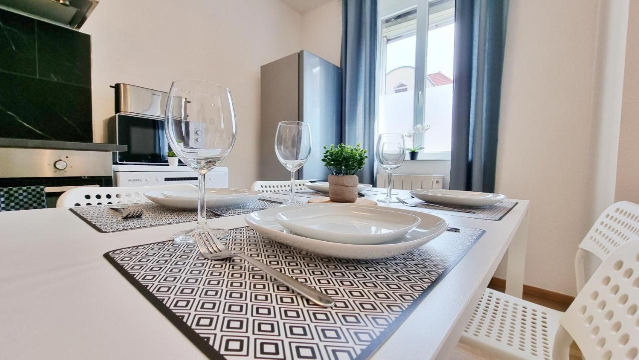 Chez Jm - Calme - Chic - Fibre - Relax Bnb مُلووز المظهر الخارجي الصورة