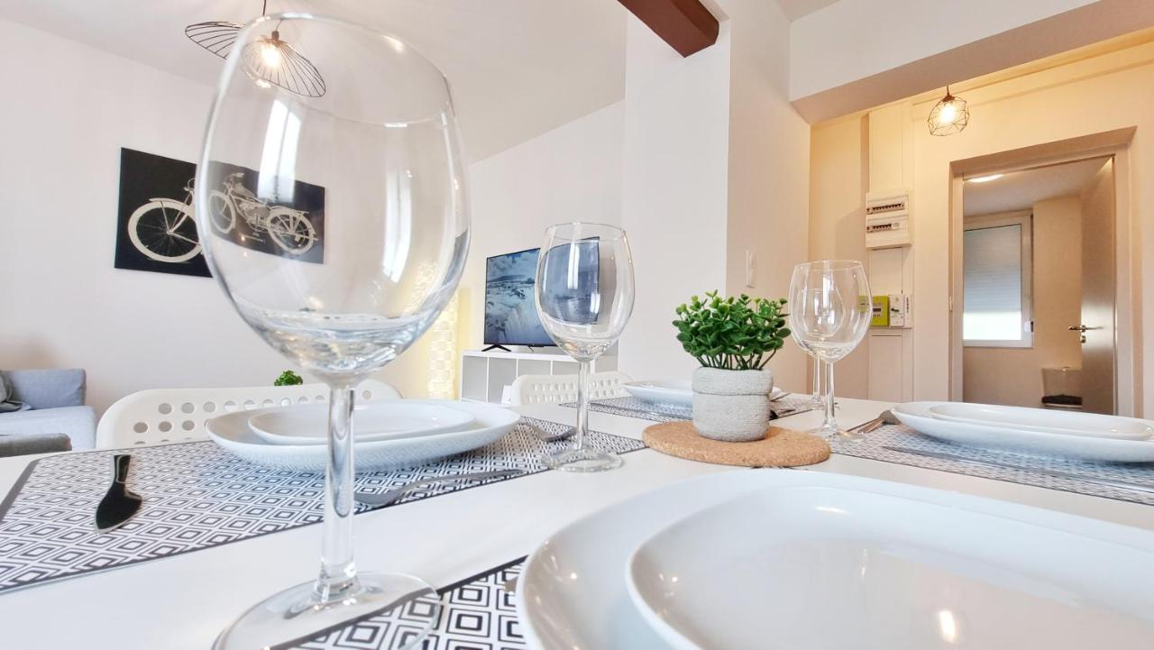 Chez Jm - Calme - Chic - Fibre - Relax Bnb مُلووز المظهر الخارجي الصورة